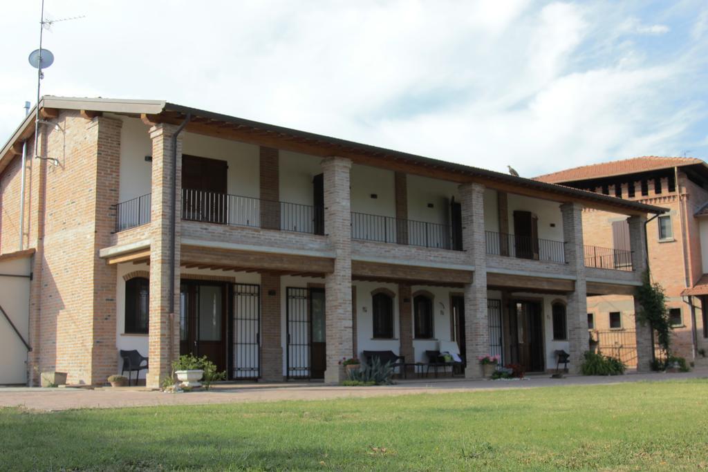 Il Ghiandolino Villa Imola Kültér fotó